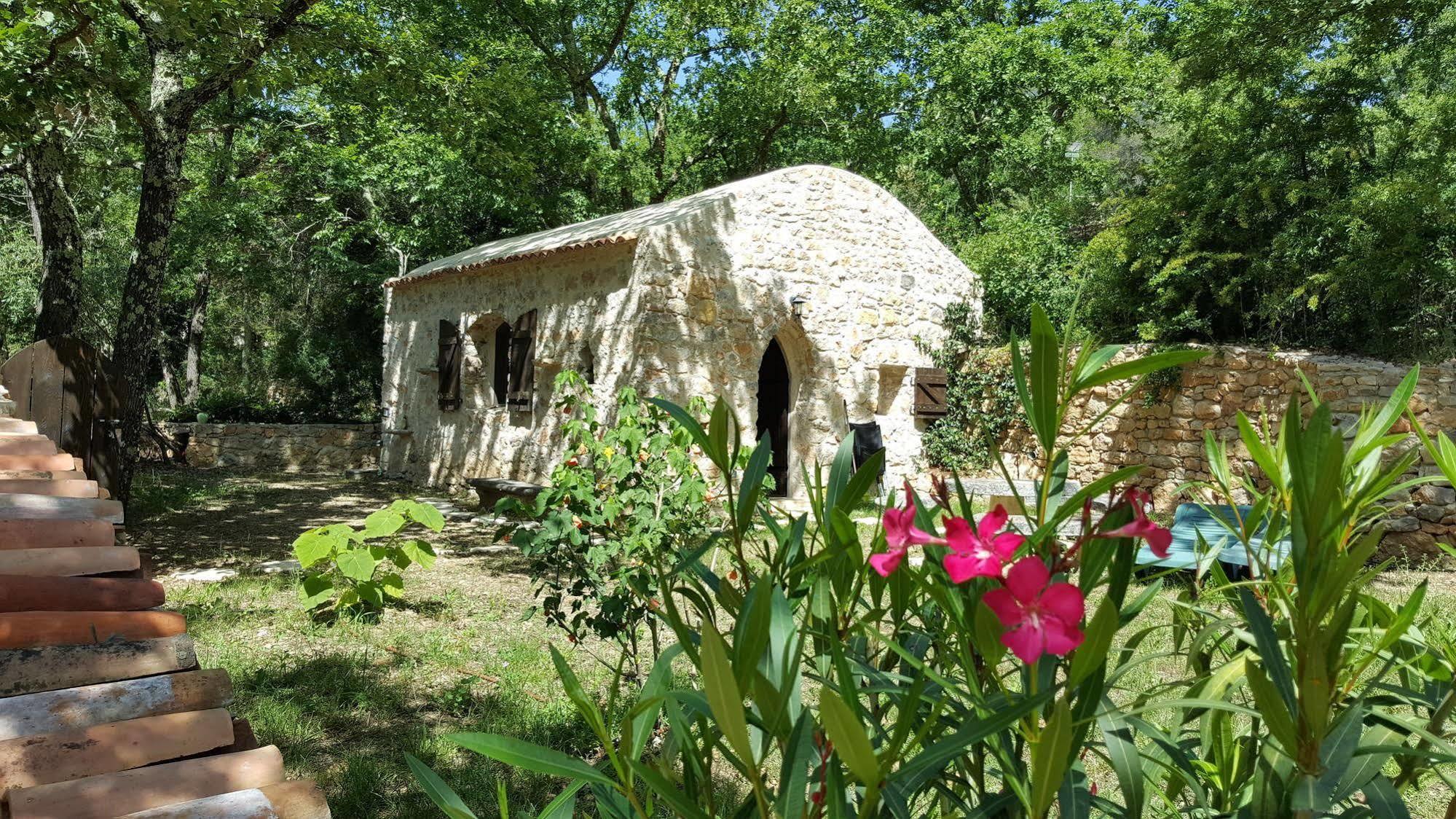 Le Donjon Des Combes Et Son Spa Fayence Zewnętrze zdjęcie
